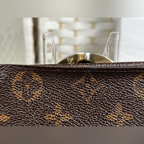 Vintage Louis Vuitton Monogram Viennois Wallet (2001) - Picture 6 of 17